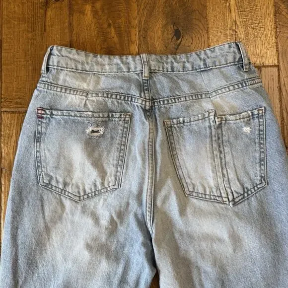 BDG Jeans Womens Sz 28 Crop Kick Flare Distressed Raw Hem High Rise Denim - Picture 7 of 8